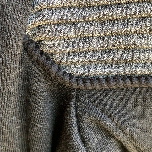 TOGA archives 100% wool sweater. - Picture 6 of 8